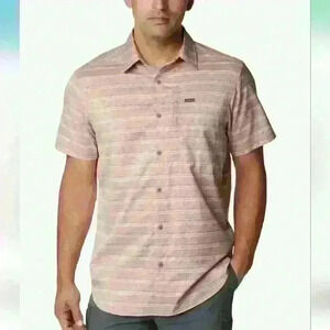 COLUMBIA | Men's Auburn Chambray Silver Ridge Utility Striped Short Sleeve Shirt